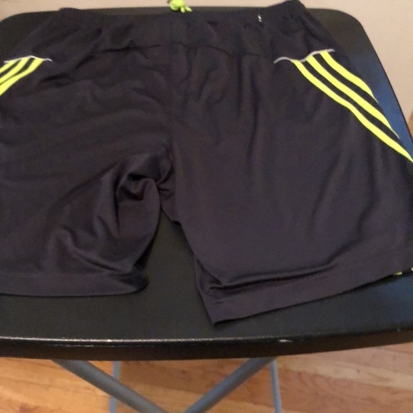 Adidas large dark grey with 3 yellow stripes athletic basketball shorts - Picture 1 of 5